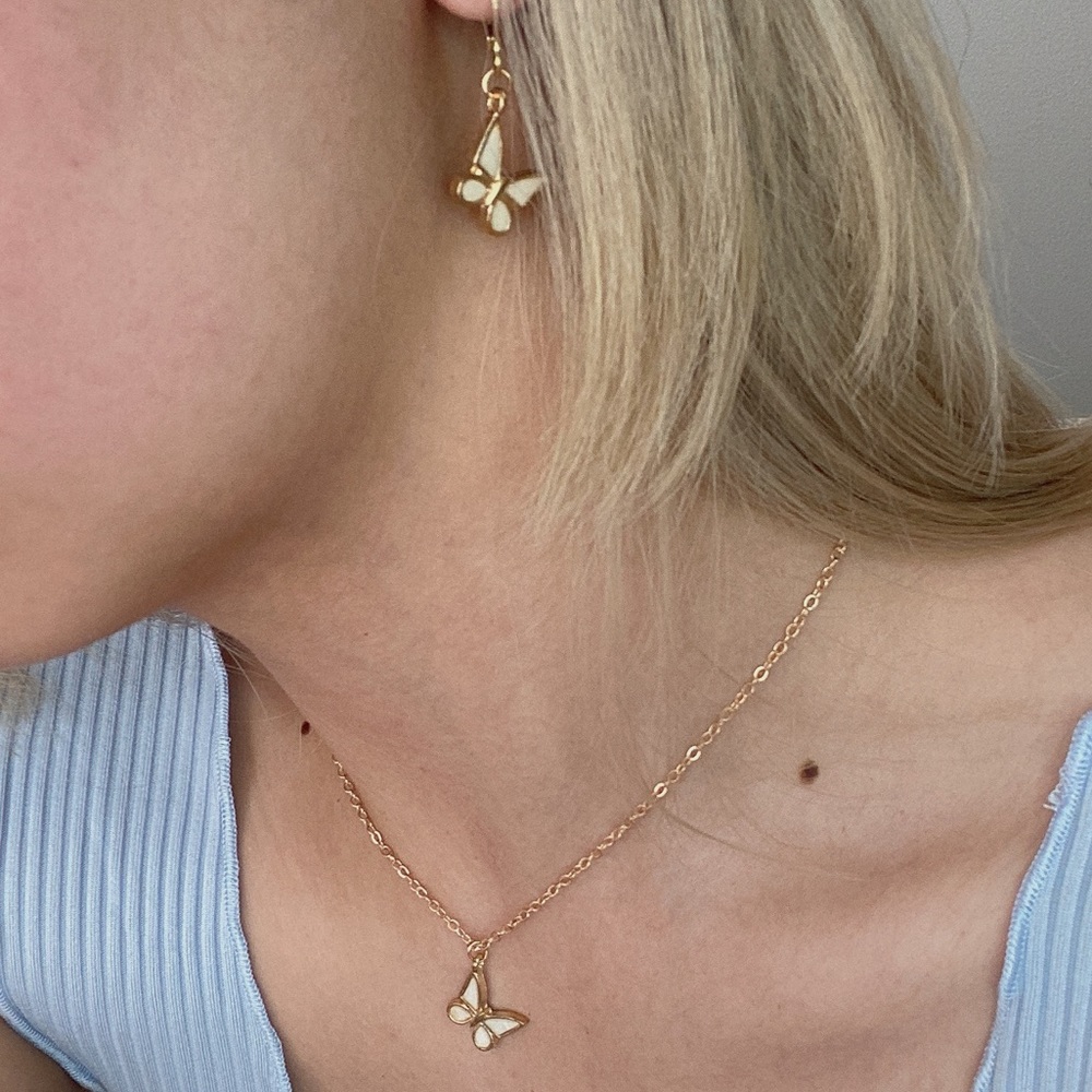 Butterfly Necklace & Earrings Set - Picture 6 of 11
